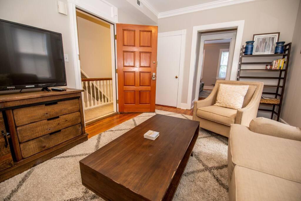 דירות King George Downtown Annapolis Getaway מראה חיצוני תמונה